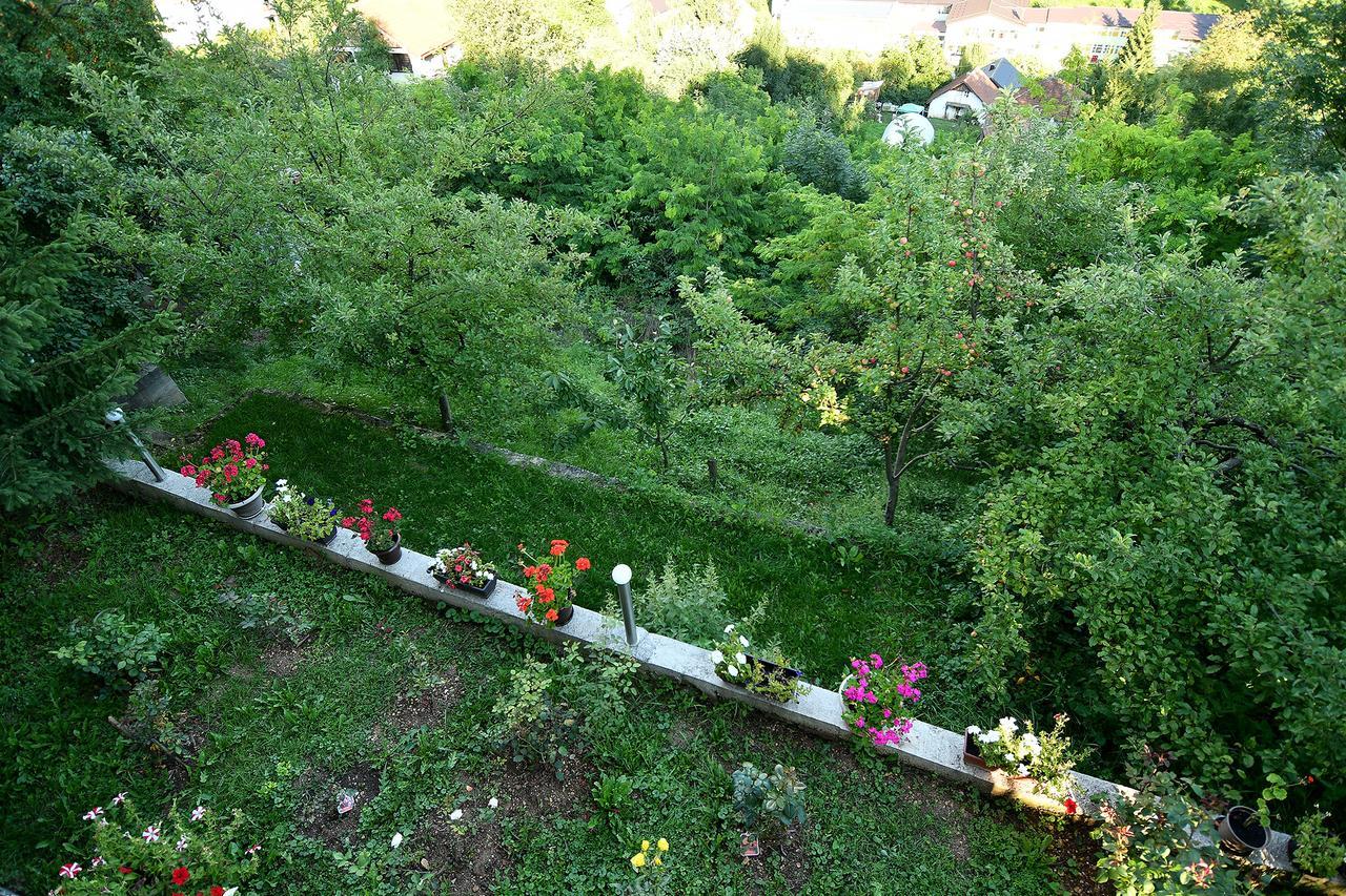 Keep Calm Garden Βίλα Σαράγεβο Εξωτερικό φωτογραφία